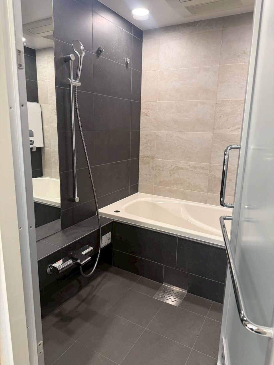 Brillia Nibancho 9F - 2BR | Condominium for Sale in Tokyo - PLAZA HOMES