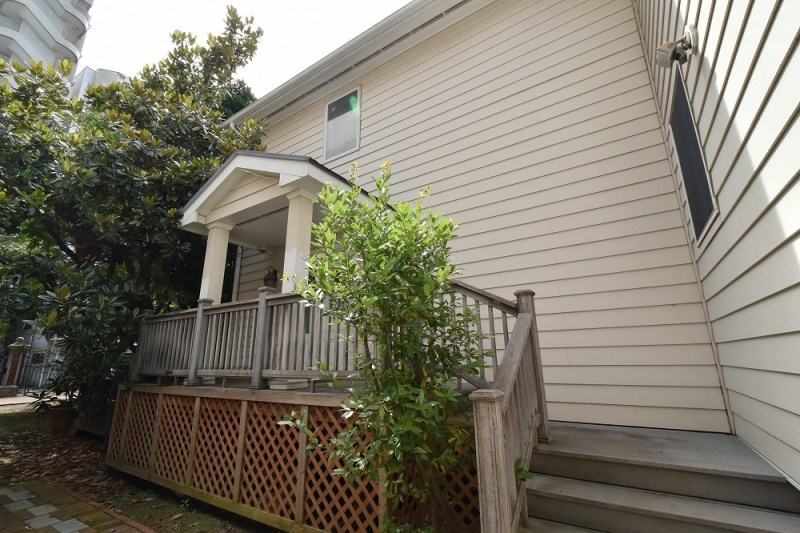 Exterior of Koishikawa 4-chome House
