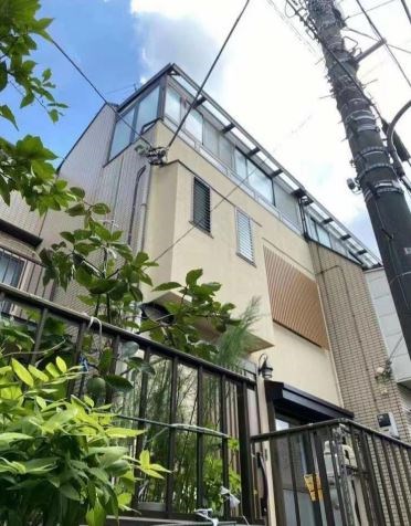 Exterior of House in Shinjuku, Tokyo