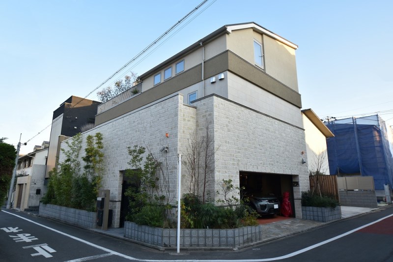 Exterior of Shimomeguro 6-chome House