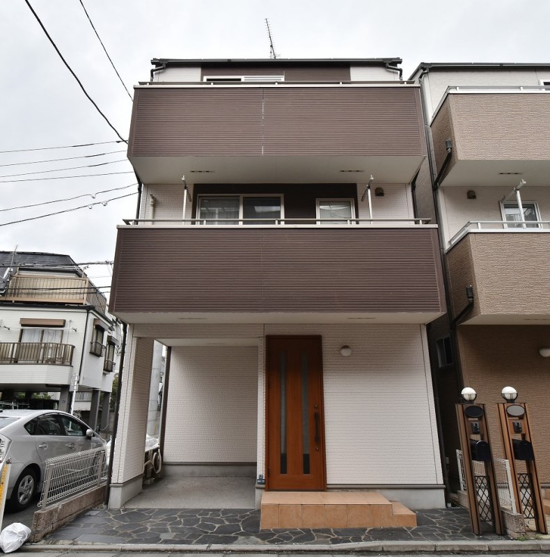 Exterior of Shimo 4-chome House