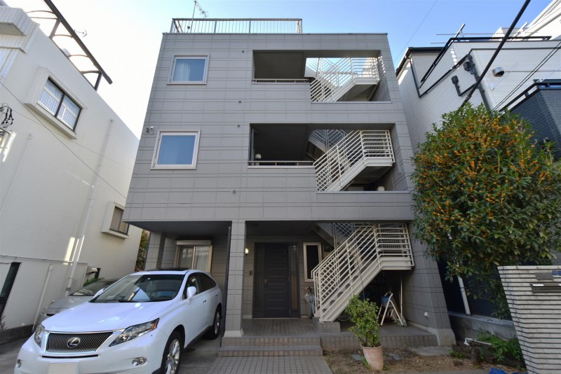 Exterior of Tabata 3-chome House