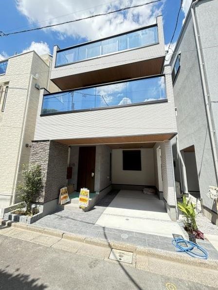 Exterior of Taishido 5-chome House