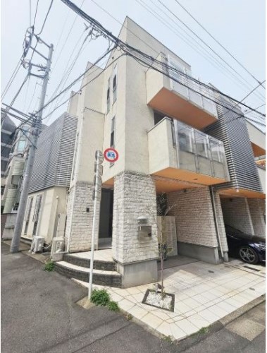 Exterior of 代々木３丁目戸建