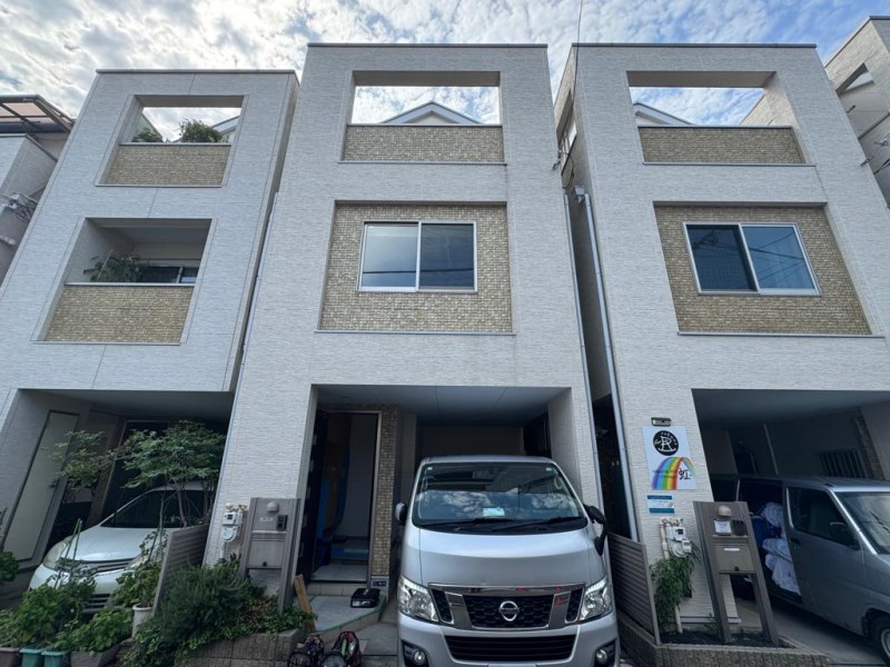 Exterior of Oshiage 3-chome House